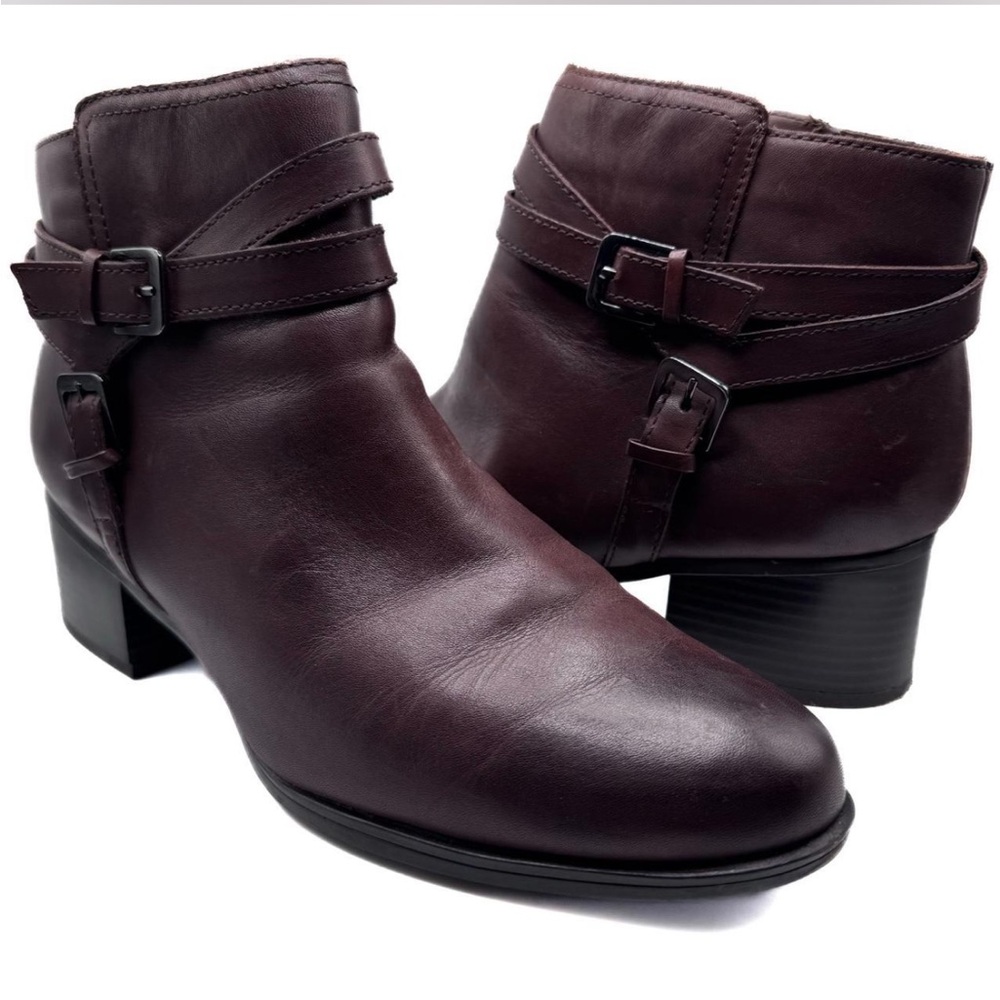 Naturalizer Brown Leather Ankle Boots